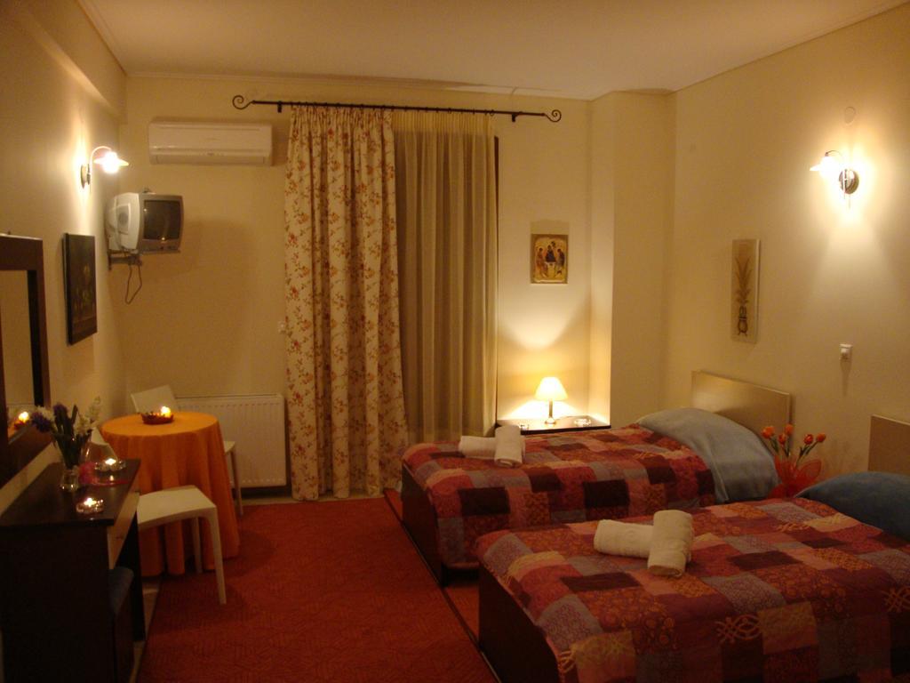 Bistola Guesthouse Vlakhokeraséa Exteriör bild